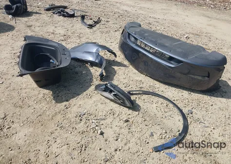 2022 Tesla Model Y Long Range Dual Motor All-Wheel Drive from USA, damaged, VIN 7SAYGDEE8NA006034